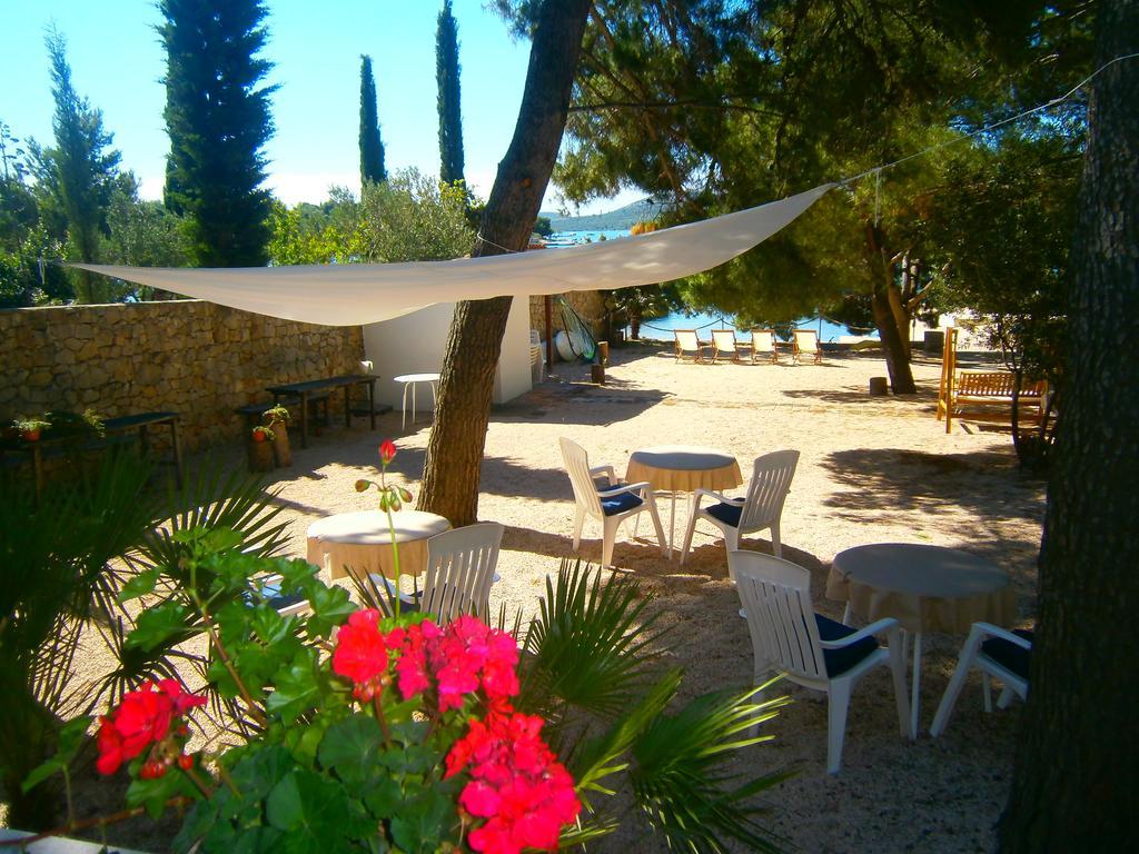Отель Bed & Breakfast Pansion Rade Пировац Экстерьер фото